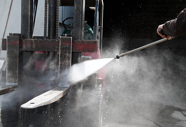 Best Rust Removal  in Salina, UT